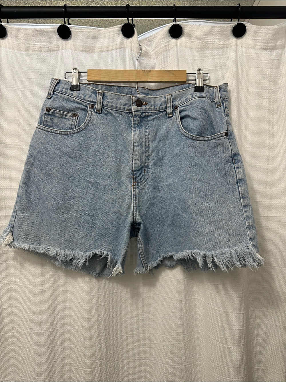 Women’s High-Rise Jean Shorts
